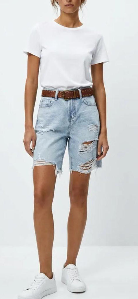Short jean déchiré